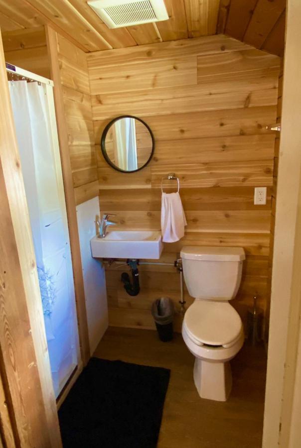 Chute Lake Lodge Naramata Εξωτερικό φωτογραφία