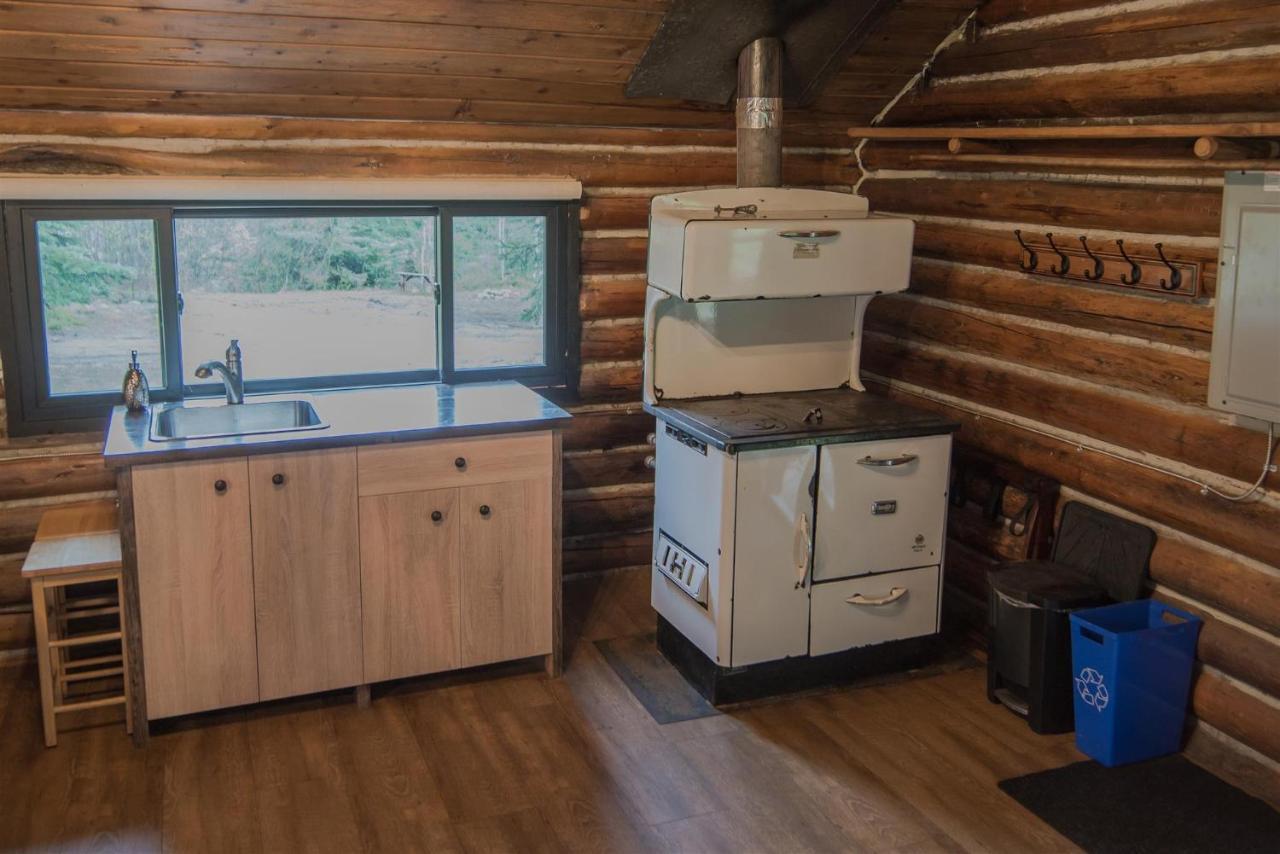 Chute Lake Lodge Naramata Εξωτερικό φωτογραφία