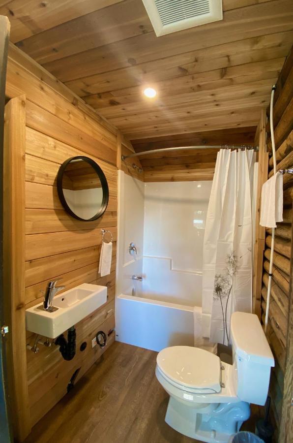 Chute Lake Lodge Naramata Εξωτερικό φωτογραφία